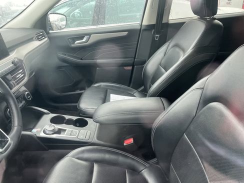 Used 2021 Ford Escape SEL w/ Technology Package image 23