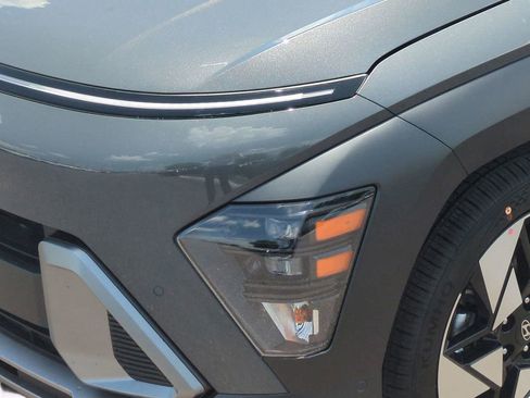 New 2026 Hyundai Kona Limited FWD image 10