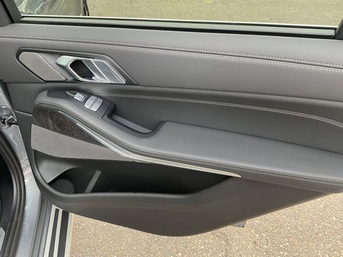 Used 2026 BMW X7 xDrive40i image 24