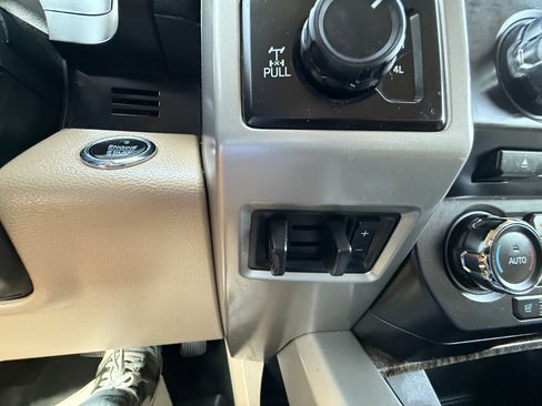 Used 2017 Ford F250 Lariat w/ Lariat Ultimate Package image 39