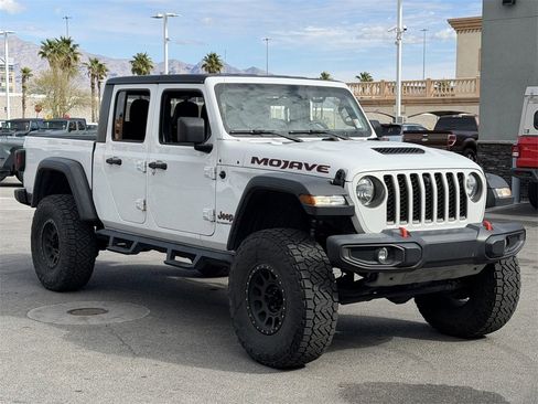 Used 2022 Jeep Gladiator Mojave w/ Cold Weather Group image 8