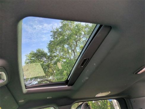 Used 2022 RAM 3500 Limited image 23