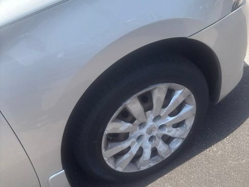 Used 2015 Nissan Sentra S FWD image 7