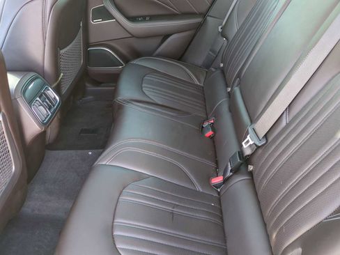 Used 2019 Maserati Levante S GranLusso image 21