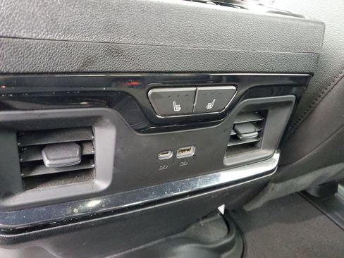 Used 2022 GMC Sierra 1500 AT4 w/ AT4 Premium Package image 12