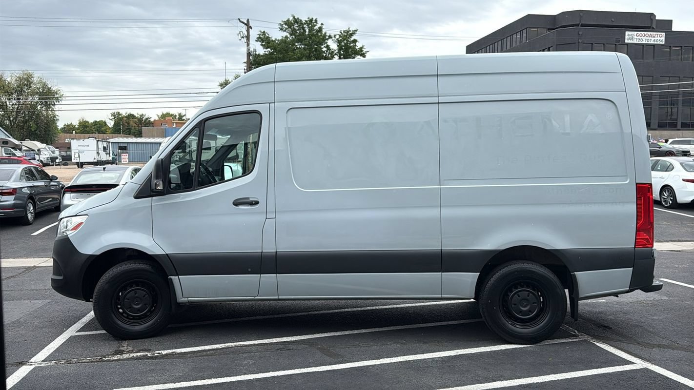 Used 2020 Mercedes-Benz Sprinter 2500 image 6