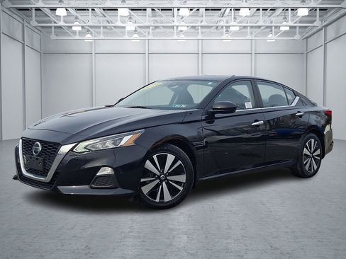 Used 2022 Nissan Altima 2.5 SV image 1