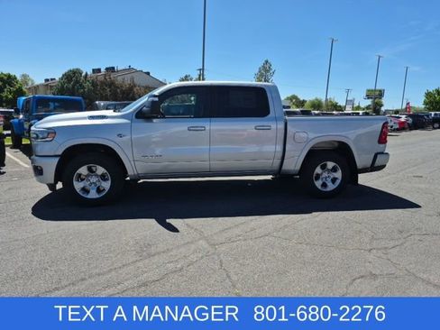 New 2026 RAM 1500 4x4 Crew Cab image 3