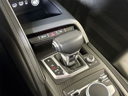 Used 2017 Audi R8 V10 plus image 13