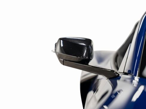 Used 2025 Chevrolet Corvette Stingray Coupe image 7