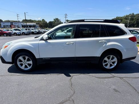 Used 2013 Subaru Outback 2.5i Premium w/ Popular Pkg 1B AWD/4WD image 4