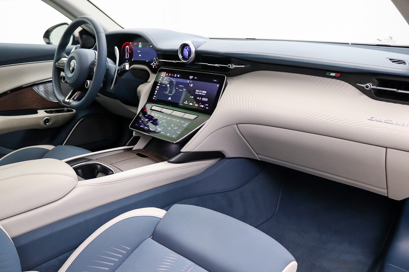 Used 2025 Maserati GranTurismo Folgore AWD/4WD image 23