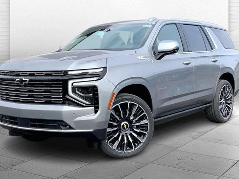 New 2026 Chevrolet Tahoe High Country AWD/4WD image 2