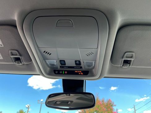 Used 2020 GMC Terrain SLE w/ Driver Convenience Package image 40