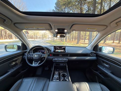 Used 2023 Honda Pilot Elite image 2