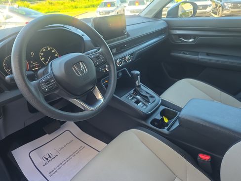 Used 2024 Honda CR-V EX image 10