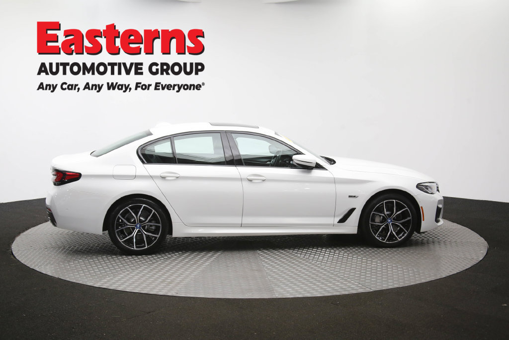 Used 2023 BMW 530e w/ M Sport Package RWD image 49