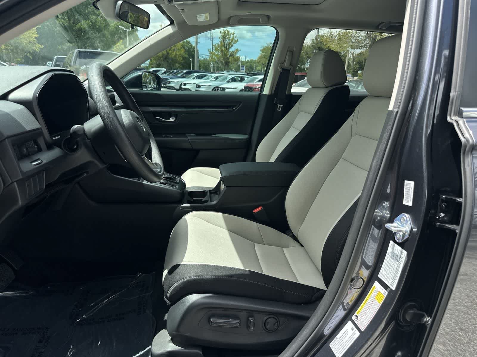 Used 2026 Honda CR-V EX image 13