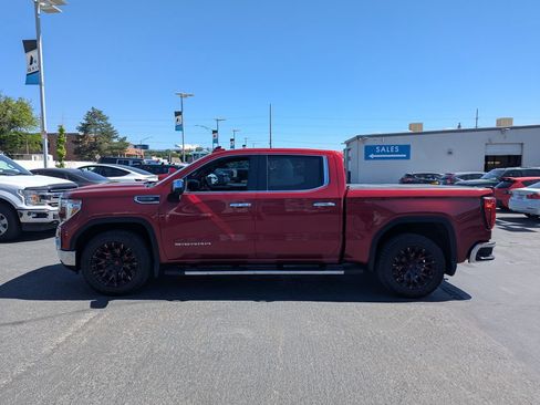 Used 2022 GMC Sierra 1500 SLT w/ SLT Premium Plus Package AWD/4WD image 8