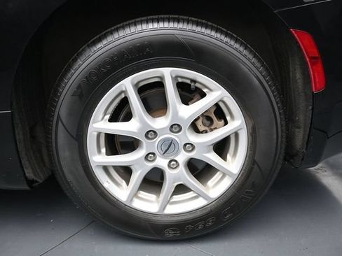 Used 2024 Chrysler Pacifica Touring-L FWD image 10