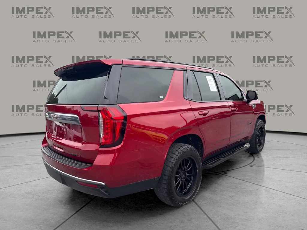 Used 2024 GMC Yukon AT4 w/ Technology Package AWD/4WD image 5