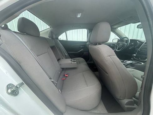 Used 2014 Chevrolet Malibu LS FWD image 17