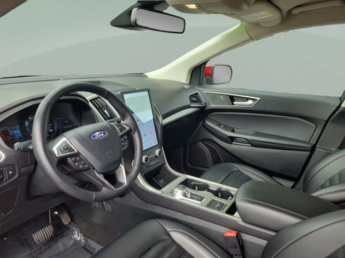 Used 2024 Ford Edge SEL AWD/4WD image 16