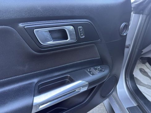 Used 2020 Ford Mustang GT image 18