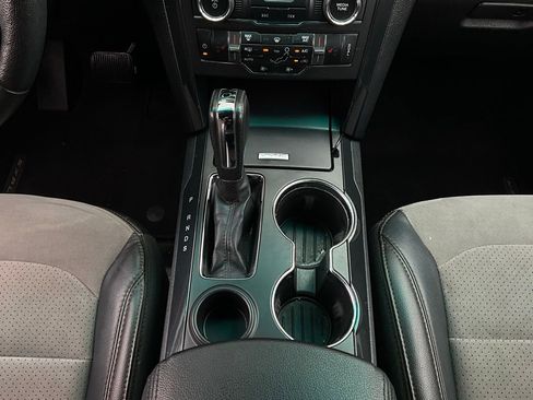 Used 2017 Ford Explorer XLT w/ Equipment Group 202A image 16