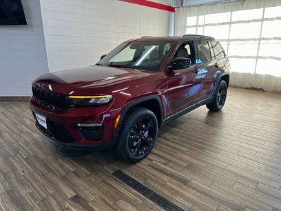 New 2025 Jeep Grand Cherokee Limited w/ Black Appearance Package