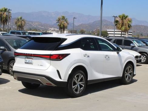 Certified 2024 Lexus RX 350 FWD w/ Technology Package image 21
