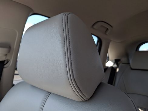 Used 2024 Honda HR-V EX-L image 13