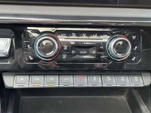 Certified 2022 GMC Sierra 1500 AT4X image 24