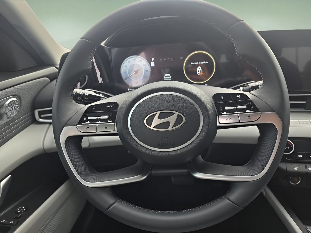 New 2026 Hyundai Elantra Limited FWD image 28