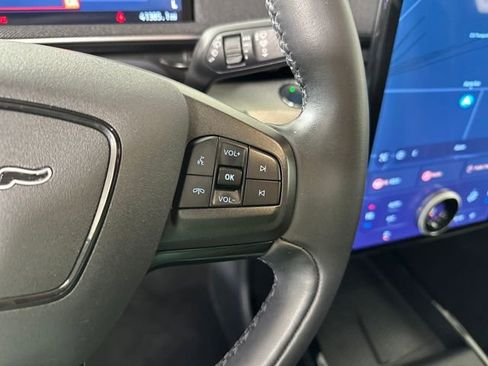 Used 2022 Ford Mustang Mach-E Select image 16