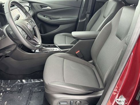 Used 2023 Buick Encore GX Select w/ Sport Touring Package image 17