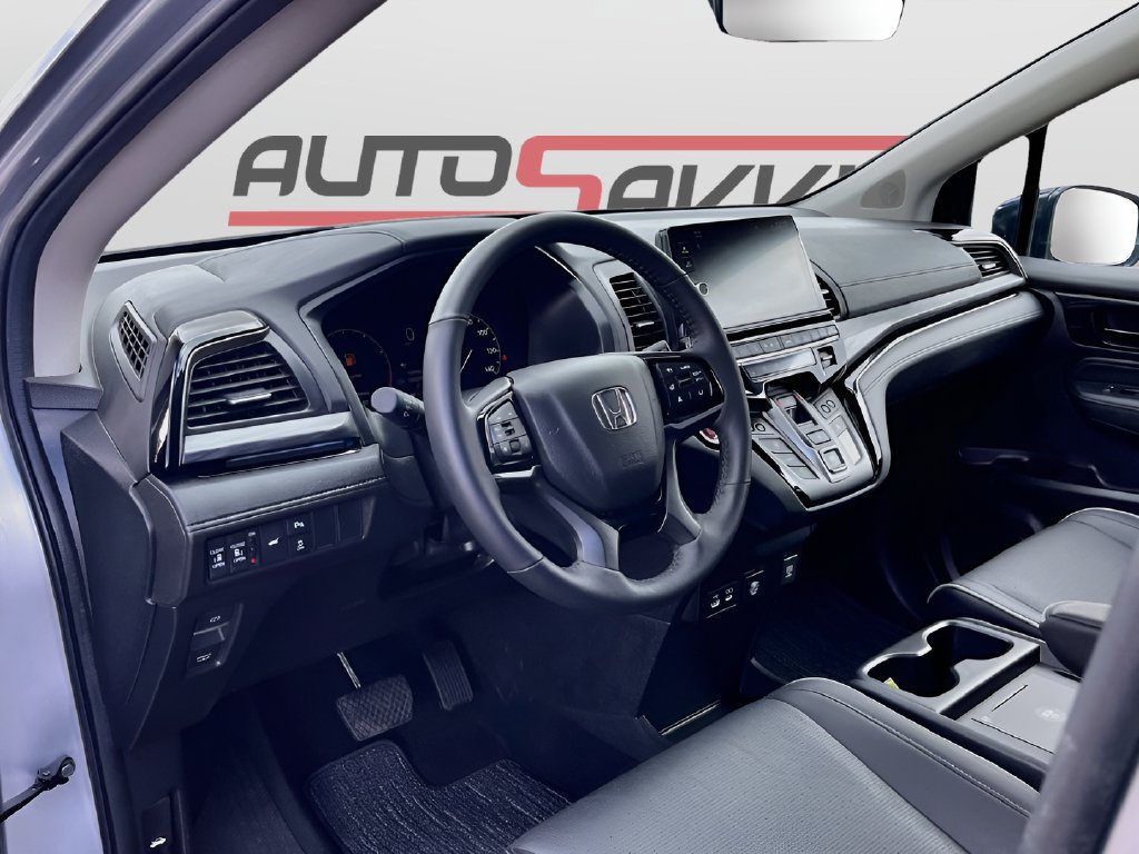 Used 2025 Honda Odyssey Elite image 9
