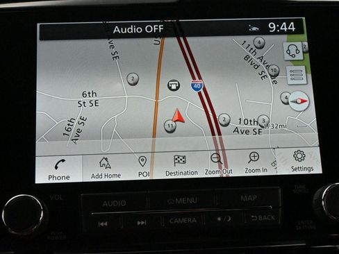 Used 2021 Nissan Titan Platinum Reserve w/ Moonroof Package image 25