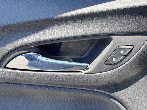 Used 2024 Chevrolet Equinox RS FWD image 18
