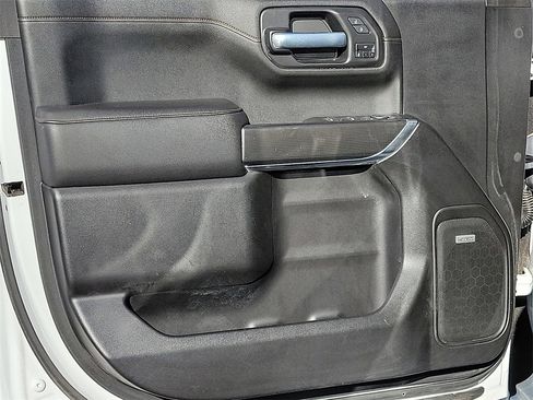 Used 2021 GMC Sierra 1500 AT4 w/ AT4 Premium Package image 11