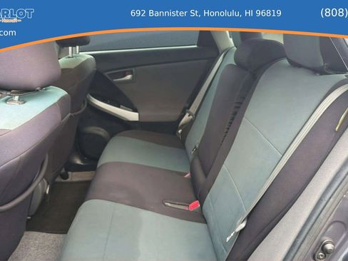 Used 2013 Toyota Prius One image 21