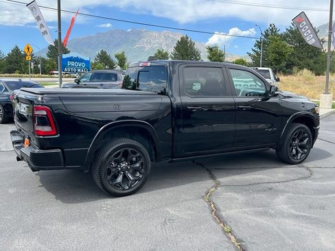 Used 2020 RAM 1500 Limited w/ Black Appearance Package AWD/4WD image 8