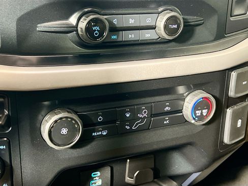 Used 2023 Ford F150 XLT image 26