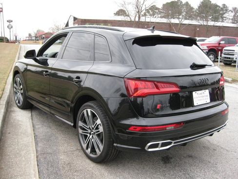 Used 2018 Audi SQ5 Prestige w/ Prestige Package image 5