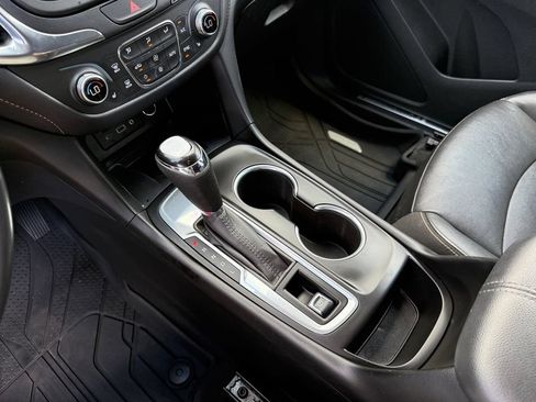 Used 2020 Chevrolet Equinox Premier w/ LPO, Floor Liner Package FWD image 23