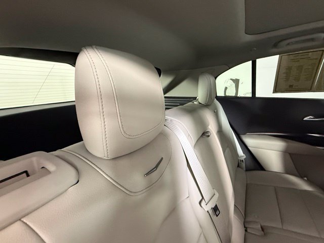 Used 2019 Cadillac XT4 Luxury FWD image 22