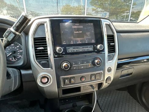 Used 2021 Nissan Titan SV w/ Accessory Utility Package RWD image 21