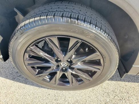 Used 2023 MAZDA CX-5 Carbon Edition image 9