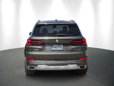 New 2026 BMW X5 sDrive40i w/ Parking Assistance Package RWD image 5