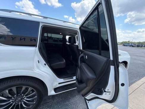 Used 2023 Nissan Armada Platinum w/ Cargo Package AWD/4WD image 22